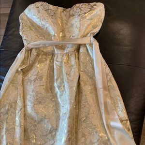 Forever 21 Dresses - Gold holiday dress Forever 21 Dresses - Gold holiday dress